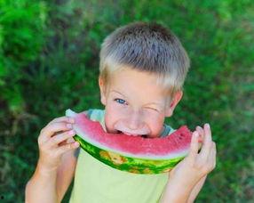 笑着吃瓜哭着走,一场“吃瓜”之旅的悲喜人生